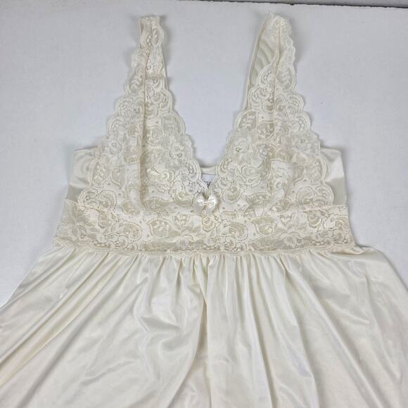Shadowline Nightgown Womens Medium Ivory Lace Bodice Long Maxi Sleepwear V-Neck - Picture 9 of 16
